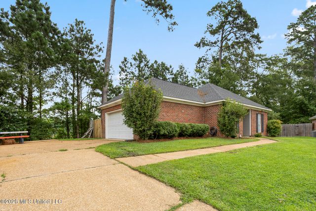 422 Oak Bend, Brandon, MS 39047