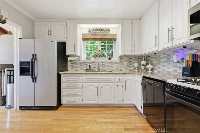 11130 Densmore Avenue, Granada Hills, CA 91344