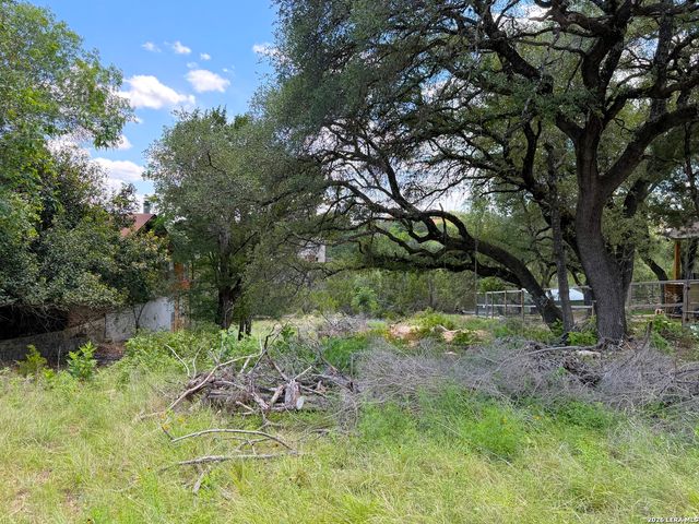 273 Scenic Dr., Canyon Lake, TX 78133