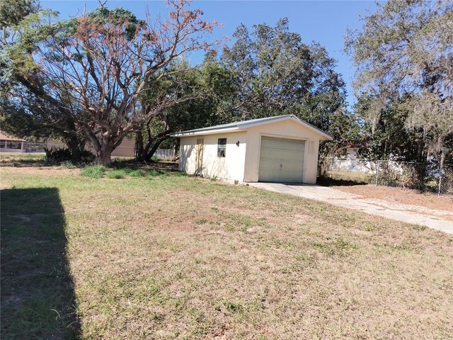 2407 ROLLING HILLS LOOP, Lake Wales, FL 33898