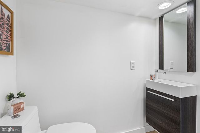 618 KATER ST, Philadelphia, PA 19147