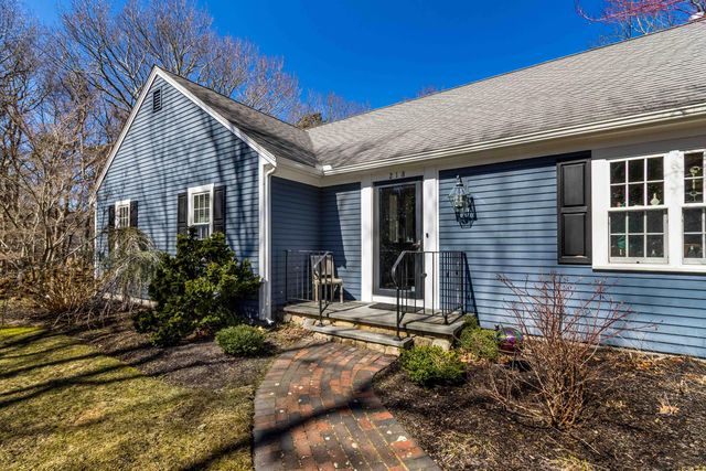 218 Oakmont Road, Yarmouth Port, MA 02675