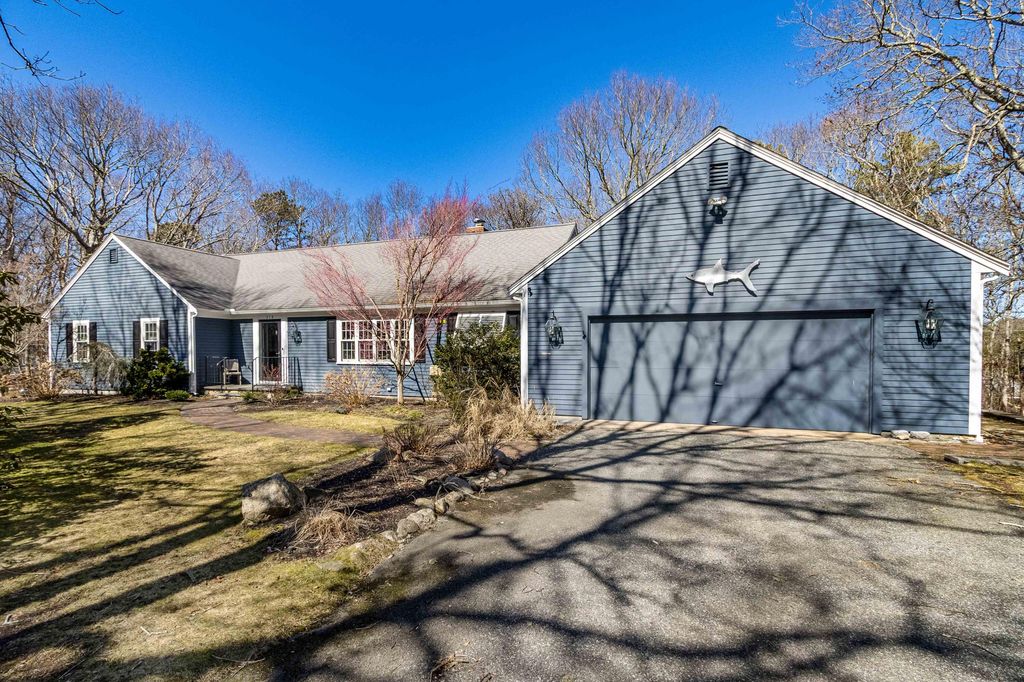 218 Oakmont Road, Yarmouth Port, MA 02675