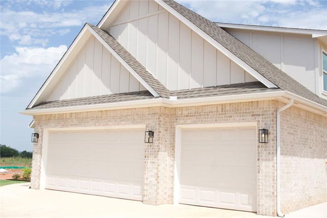 9325 SW 37th Street, Oklahoma City, OK 73179