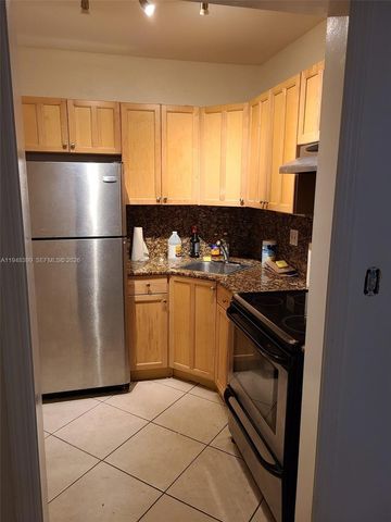 2424 SE 17th Cswy 114B, Fort Lauderdale, FL 33316