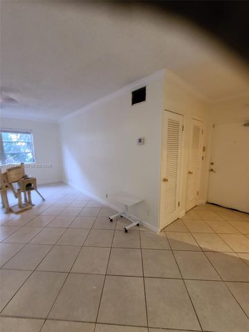 2424 SE 17th Cswy 114B, Fort Lauderdale, FL 33316