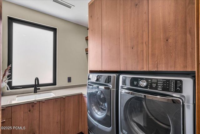 768 Sanctuary Place, Ivins, UT 84738