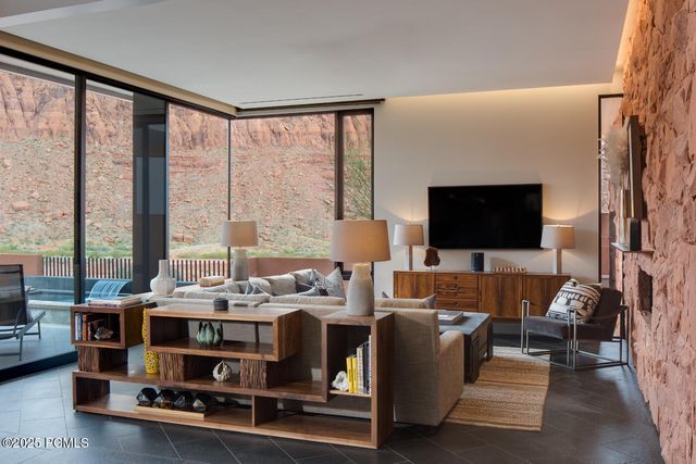 768 Sanctuary Place, Ivins, UT 84738