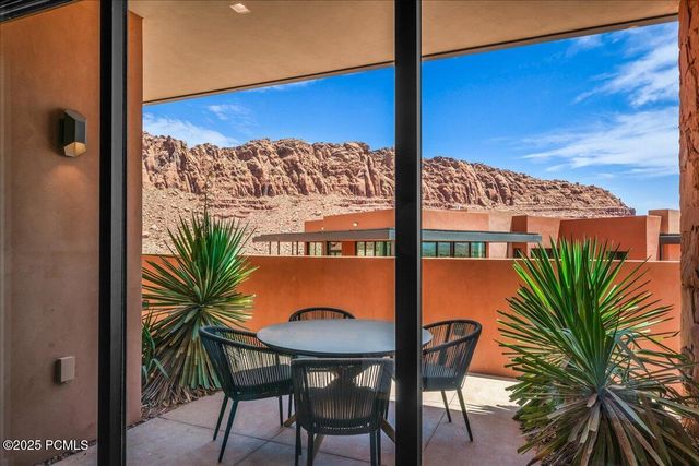 768 Sanctuary Place, Ivins, UT 84738