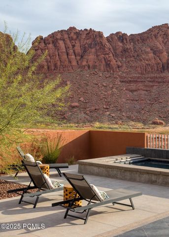 768 Sanctuary Place, Ivins, UT 84738