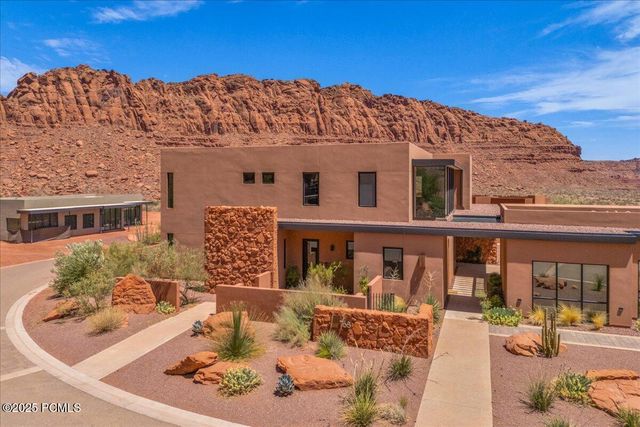 768 Sanctuary Place, Ivins, UT 84738