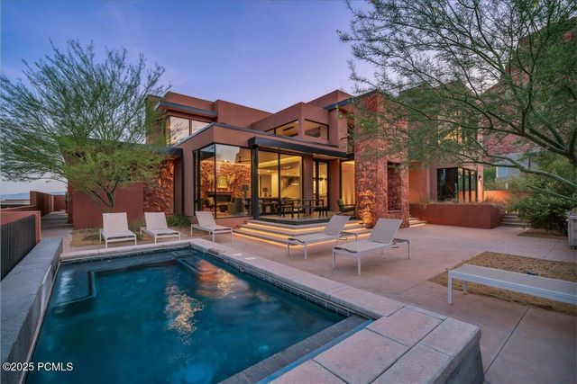 768 Sanctuary Place, Ivins, UT 84738