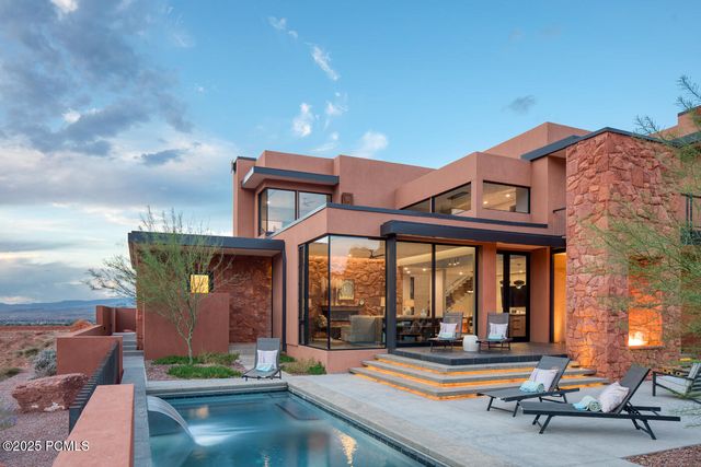 768 Sanctuary Place, Ivins, UT 84738