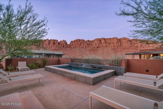 768 Sanctuary Place, Ivins, UT 84738