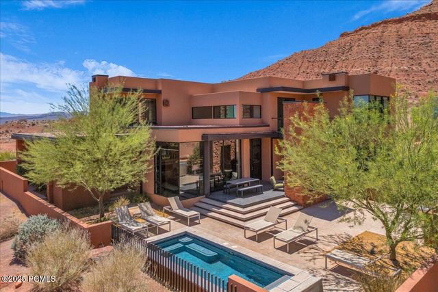 768 Sanctuary Place, Ivins, UT 84738