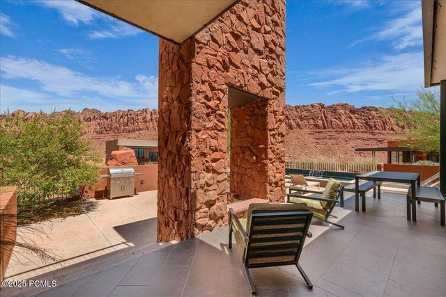 768 Sanctuary Place, Ivins, UT 84738