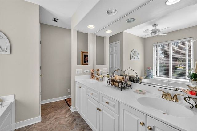 214 W Davis Cup Court, St Simons Island, GA 31522