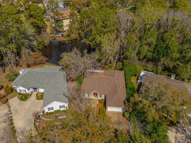 214 W Davis Cup Court, St Simons Island, GA 31522