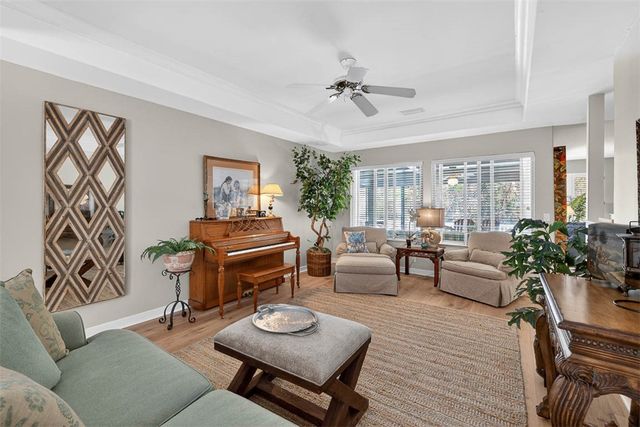 214 W Davis Cup Court, St Simons Island, GA 31522