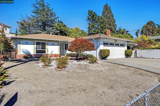 972 Tara Hills Dr, Pinole, CA 94564