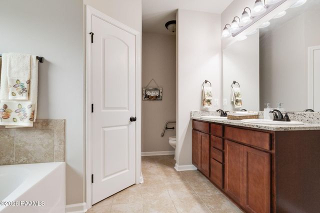 208 Saint Faith Street, Youngsville, LA 70592