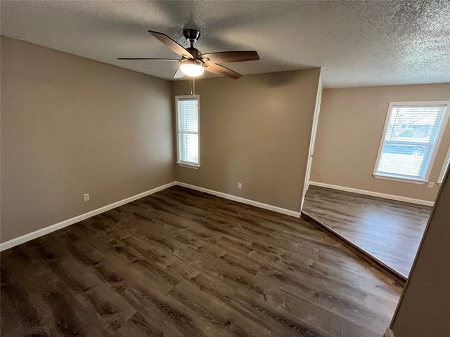 621 Asbury Park, Garland, TX 75043