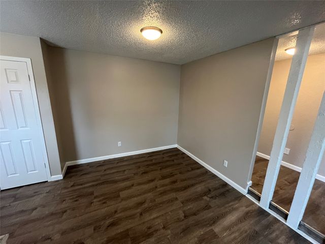 621 Asbury Park, Garland, TX 75043