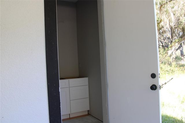 6666 N DORMANY ROAD, Plant City, FL 33565