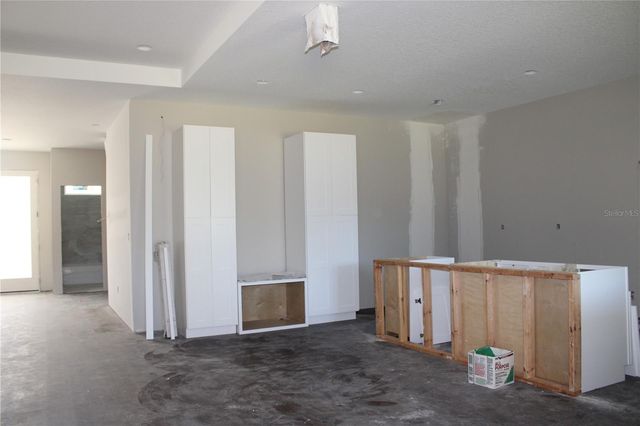 6666 N DORMANY ROAD, Plant City, FL 33565