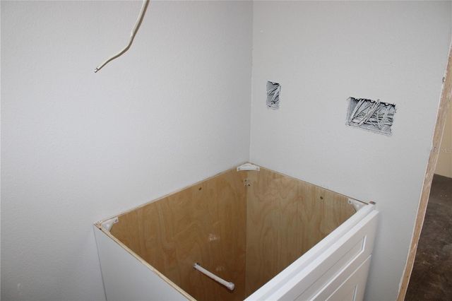 6666 N DORMANY ROAD, Plant City, FL 33565