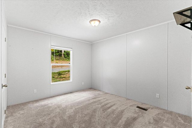 303 Smith Mountain Road, Dunlap, TN 37327