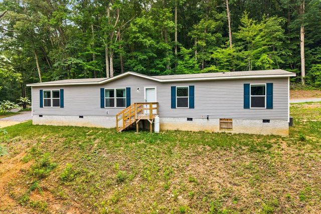 303 Smith Mountain Road, Dunlap, TN 37327