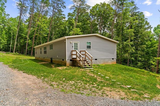 303 Smith Mountain Road, Dunlap, TN 37327