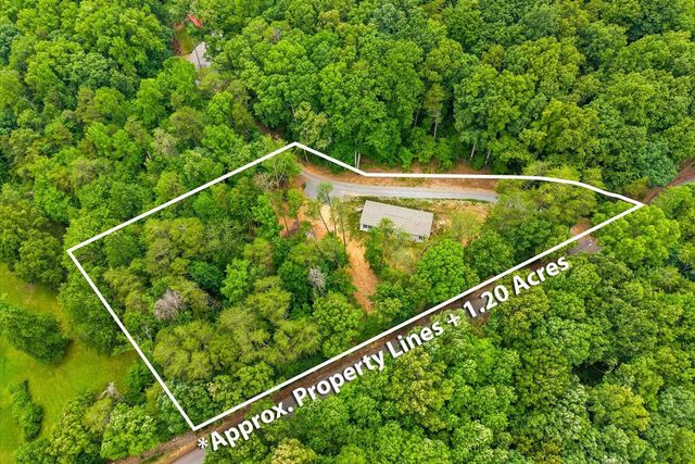 303 Smith Mountain Road, Dunlap, TN 37327