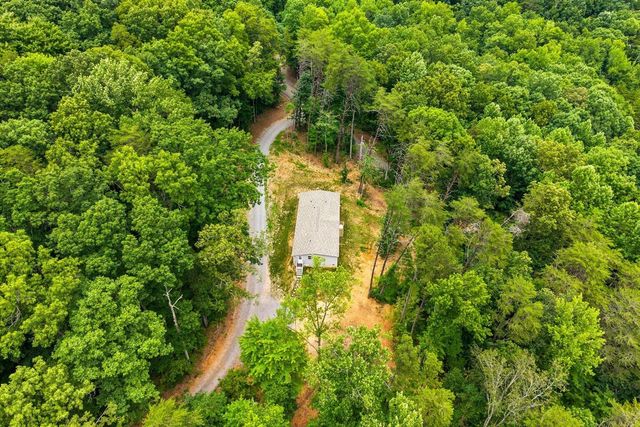 303 Smith Mountain Road, Dunlap, TN 37327