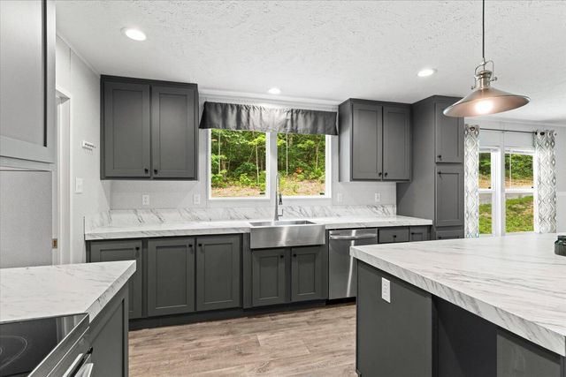303 Smith Mountain Road, Dunlap, TN 37327