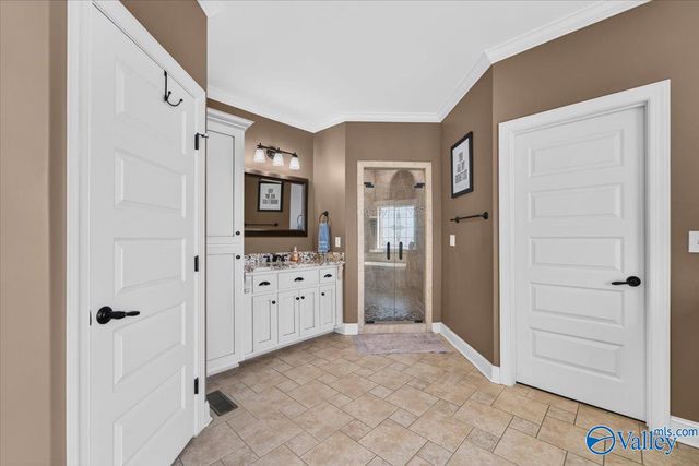 2950 Old Big Cove Road SE, Owens Cross Roads, AL 35763