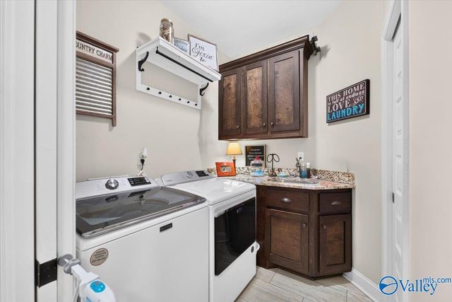 2950 Old Big Cove Road SE, Owens Cross Roads, AL 35763
