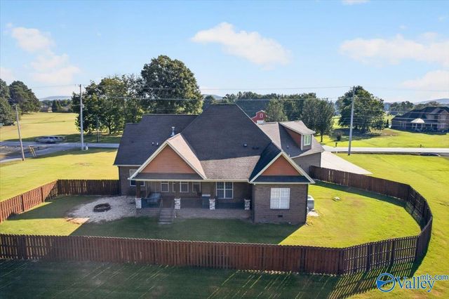 2950 Old Big Cove Road SE, Owens Cross Roads, AL 35763