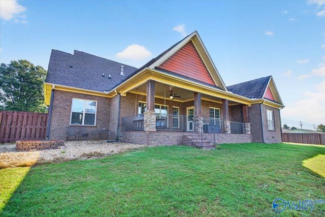 2950 Old Big Cove Road SE, Owens Cross Roads, AL 35763