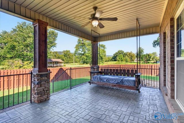 2950 Old Big Cove Road SE, Owens Cross Roads, AL 35763