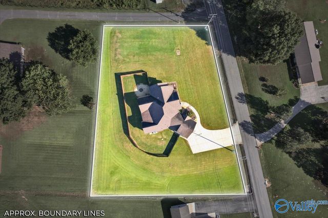 2950 Old Big Cove Road SE, Owens Cross Roads, AL 35763
