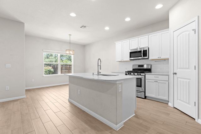 2205 Singletree BND, Georgetown, TX 78628