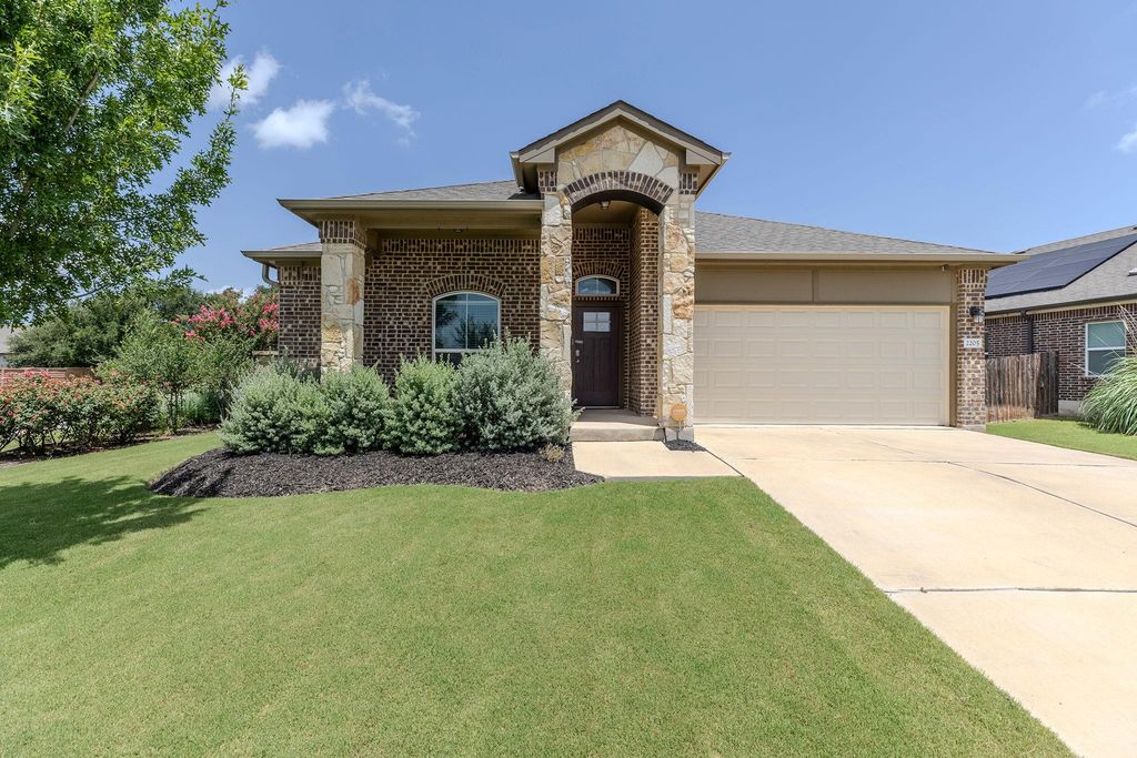 2205 Singletree BND, Georgetown, TX 78628