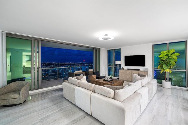 100 E Las Olas Boulevard 4301, Fort Lauderdale, FL 33301