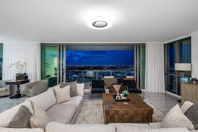 100 E Las Olas Boulevard 4301, Fort Lauderdale, FL 33301