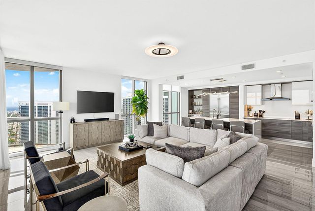 100 E Las Olas Boulevard 4301, Fort Lauderdale, FL 33301