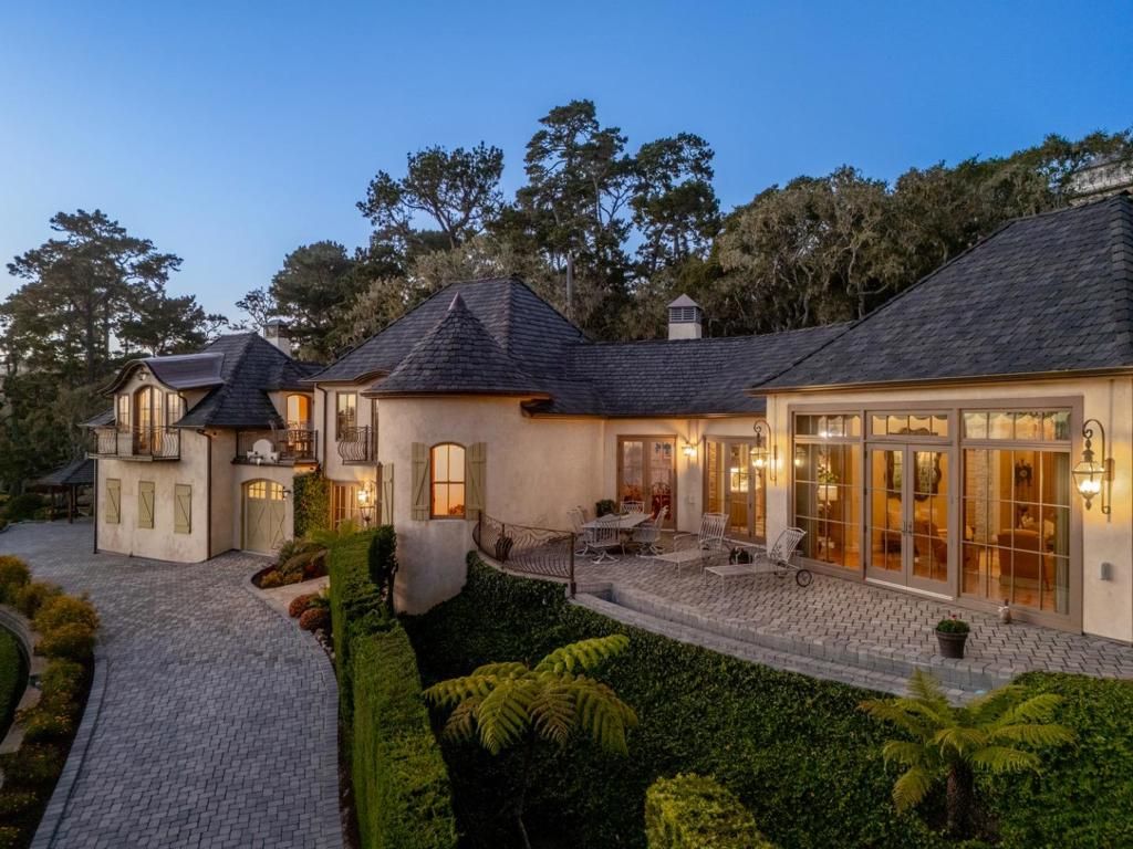 Image 1 of property listing at 3365 17 Mile Drive, Pebble Beach, CA 93953