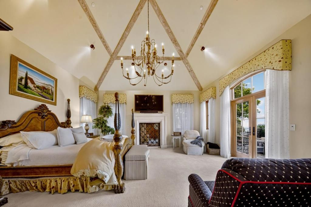 Image 17 of property listing at 3365 17 Mile Drive, Pebble Beach, CA 93953