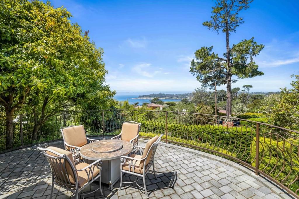 Image 19 of property listing at 3365 17 Mile Drive, Pebble Beach, CA 93953